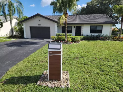 10424 NW 70th Ct, Tamarac, FL 33321