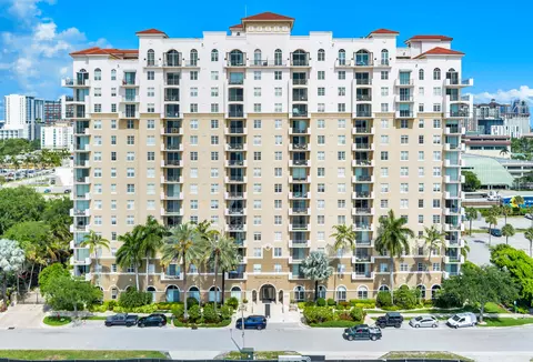 616 Clearwater Park Rd #412, West Palm Beach, FL 33401