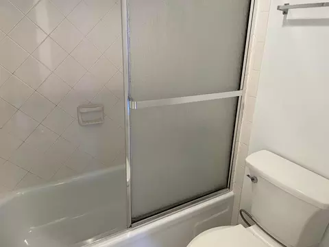 Bath - 950 S Kanner Hwy B-7 Hwy #B-7, Stuart, FL 34994 photo 3 of 3