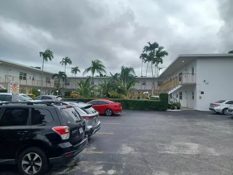 2240 Johnson St #112, Hollywood, FL 33020