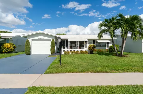 708 SW 18th St, Boynton Beach, FL 33426