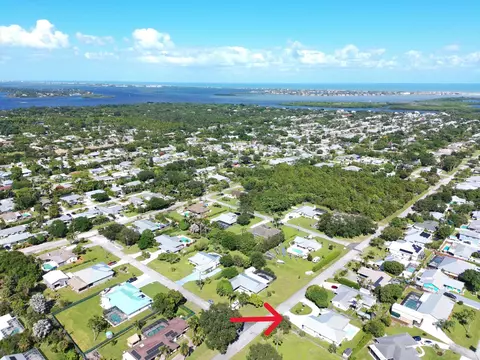 View/Area - 5008 SE Major Way, Stuart, FL 34997 photo 2 of 4