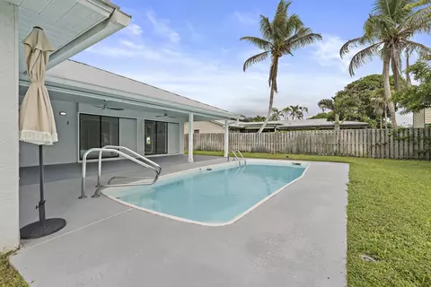 Exterior - 5008 SE Major Way, Stuart, FL 34997 photo 1 of 3