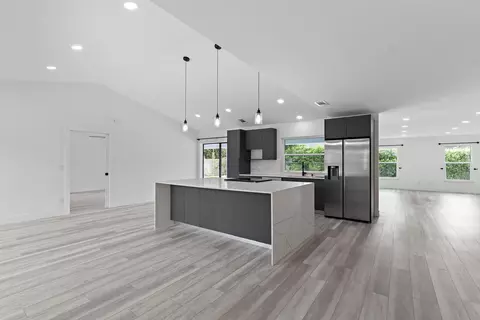 Kitchen - 5008 SE Major Way, Stuart, FL 34997 photo 1 of 6