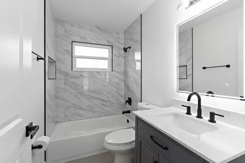Bath - 5008 SE Major Way, Stuart, FL 34997 photo 4 of 4