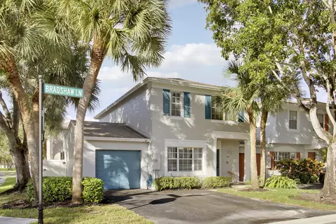 9561 Bradshaw Ln, Tamarac, FL 33321