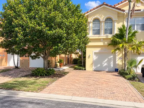 3228 Mirella Dr, Riviera Beach, FL 33404