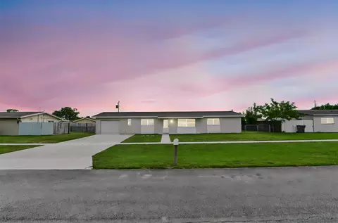 1580 Roy Dr, West Palm Beach, FL 33415