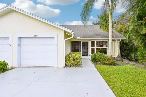 10843 SE Sea Pines Cir, Hobe Sound, FL 33455