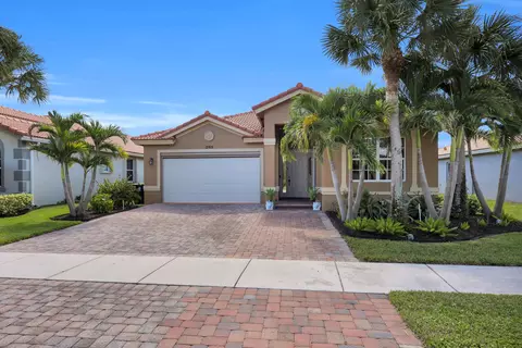 2165 Newport Isles Blvd, Port Saint Lucie, FL 34953