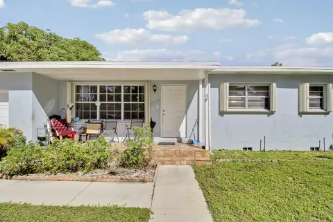 1744 Crestwood Blvd, Lake Worth, FL 33460