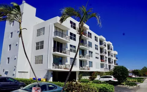 301 Croton Ave #307, Lantana, FL 33462