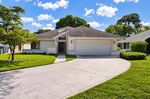 6708 Sweet Maple Ln, Boca Raton, FL 33433