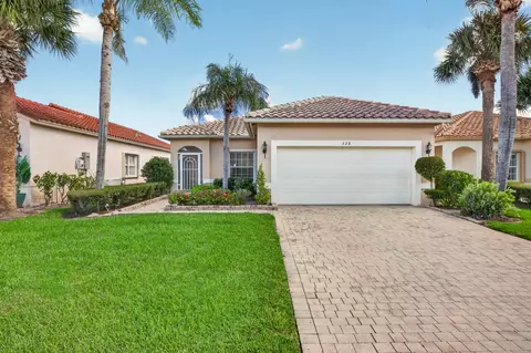 326 NW Treeline Trce, Port Saint Lucie, FL 34986