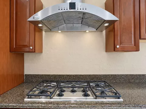 Kitchen - 1776 Eagle Trace Blvd W, Coral Springs, FL 33071 photo 2 of 5
