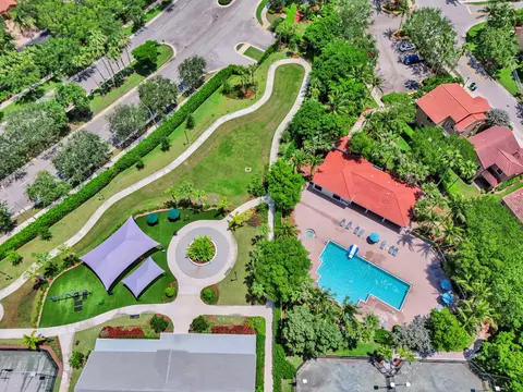 View/Area - 1776 Eagle Trace Blvd W, Coral Springs, FL 33071 photo 10 of 15