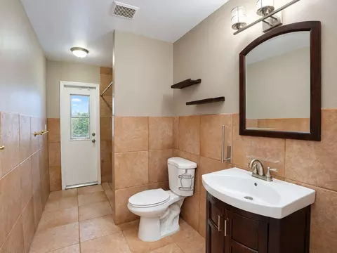 Bath - 1776 Eagle Trace Blvd W, Coral Springs, FL 33071 photo 9 of 9