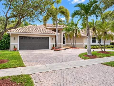 1776 Eagle Trace Blvd W, Coral Springs, FL 33071