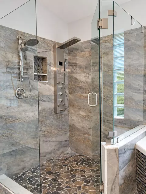 Bath - 1776 Eagle Trace Blvd W, Coral Springs, FL 33071 photo 3 of 9