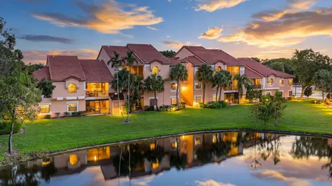 10690 NW 14th St #130, Plantation, FL 33322