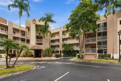 7550 Trent Dr #213, Tamarac, FL 33321
