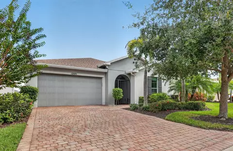 12371 SW Silverwood Ave, Port Saint Lucie, FL 34987