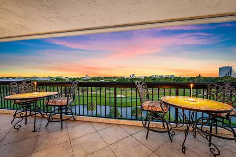 1900 Consulate Pl #503, West Palm Beach, FL 33401