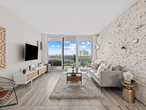 2715 N Ocean Blvd #10F, Fort Lauderdale, FL 33308