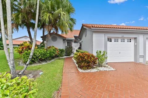 7571 Seafoam Ct, Boynton Beach, FL 33437