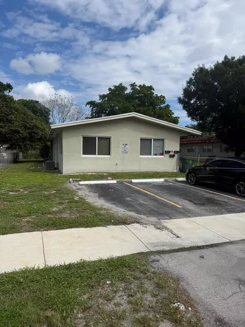 219 NW 40th Ct #1-3, Oakland Park, FL 33309