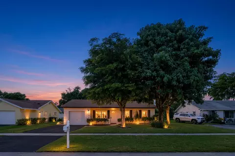 19323 Liberty Rd, Boca Raton, FL 33434