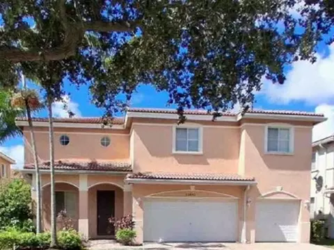 20442 NW 10th Ave, Miami Gardens, FL 33169
