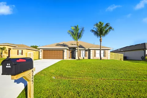525 SW Halden Ave, Port Saint Lucie, FL 34953