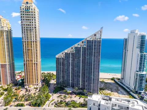 17555 Collins Ave #2106, Sunny Isles Beach, FL 33160