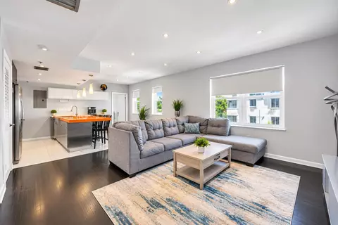 802 Euclid Ave #303, Miami Beach, FL 33139