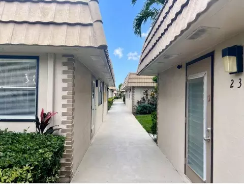 233 Seville J Blvd, Delray Beach, FL 33484