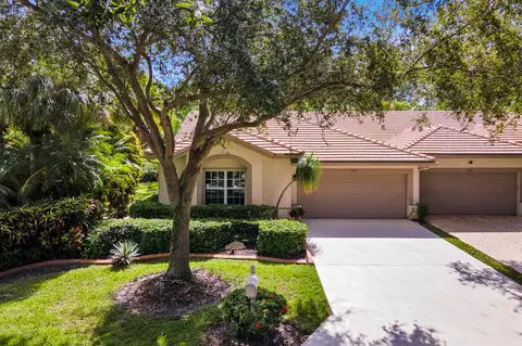 7520 Rockbridge Cir, Lake Worth, FL 33467