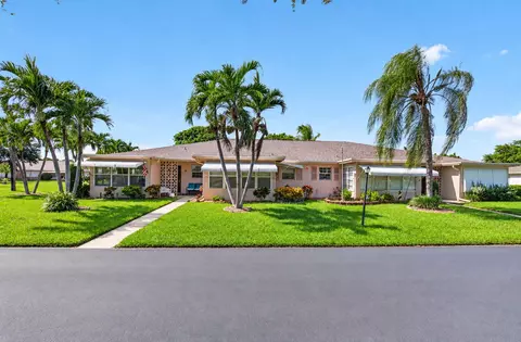 1260 Club Dr W #A, Delray Beach, FL 33445