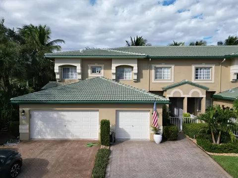 7986 Exeter Blvd W #101, Tamarac, FL 33321