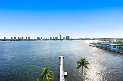 3040 Lake Shore Dr #903, Riviera Beach, FL 33403