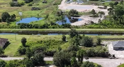 1134 Bermar St, Fort Myers, FL 33913