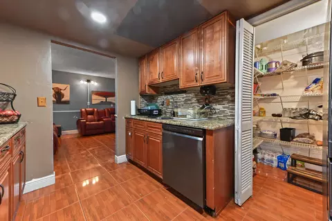 Kitchen - 941 W 80th Pl, Hialeah, FL 33014 photo 2 of 3