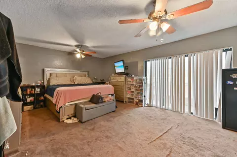 Bedroom - 941 W 80th Pl, Hialeah, FL 33014 photo 4 of 7
