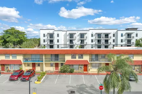 4162 SW 65th Ave # 84, Davie, FL 33314