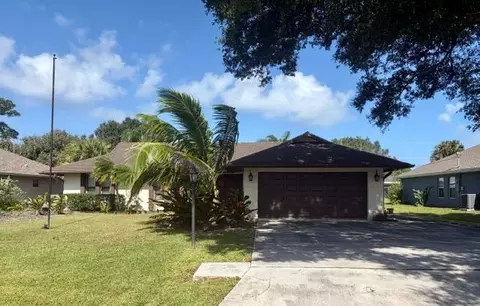 2429 SE Betty Rd, Port Saint Lucie, FL 34952