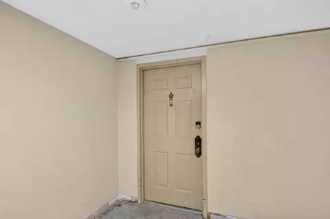 5600 N Flagler Dr #306, West Palm Beach, FL 33407