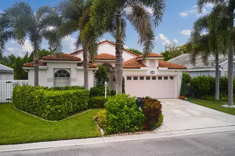 4937 Broadstone Cir, West Palm Beach, FL 33417