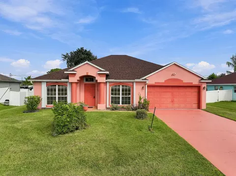 1885 SW Morelia Ln, Port Saint Lucie, FL 34953