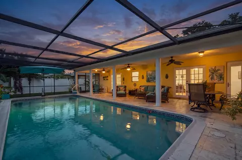 7360 NW 14th St, Plantation, FL 33313