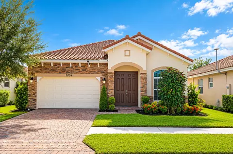 1804 Berkshire Cir SW, Vero Beach, FL 32968